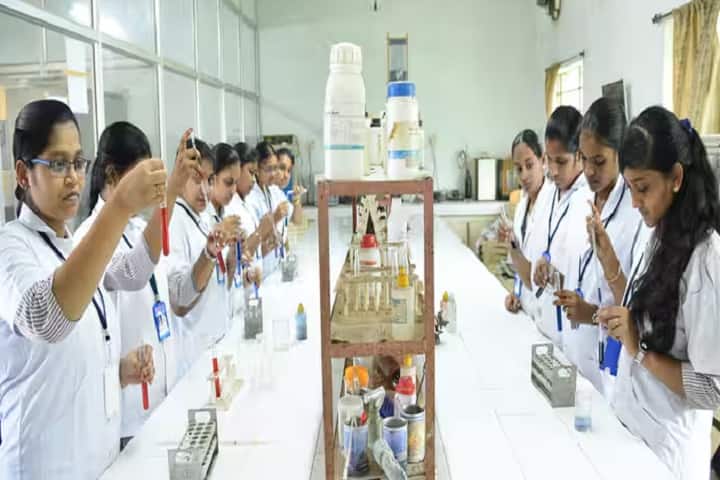 Alluri Bapineedu and Pendyala Ranga Rao Degree and PG College, Kovvur campus photo