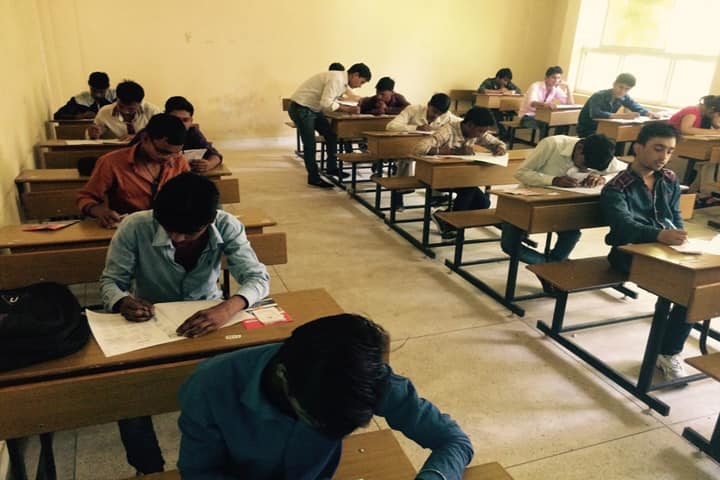 Dream Valley College campus in Adupurajagir, Madhya Pradesh, India — photo 1