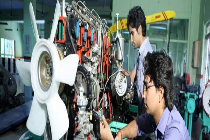 MCKV Institute of Engineering campus in Howrah, West Bengal, India — photo 5