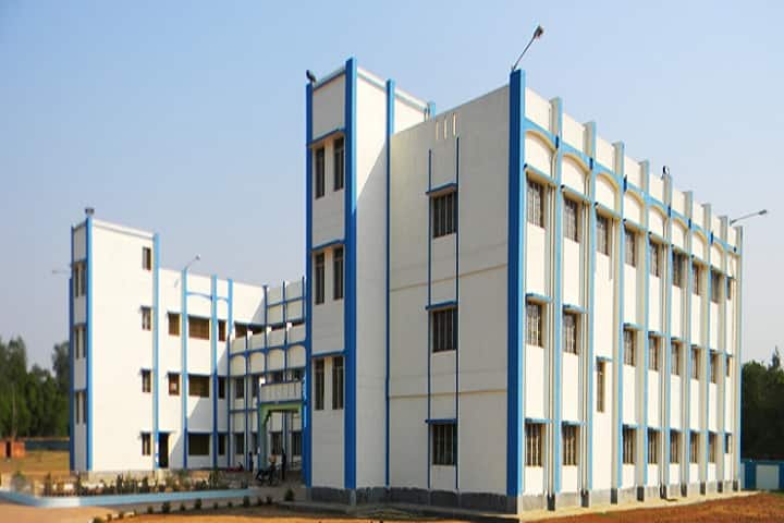 Nayagram Pandit Raghunath Murmu Government College campus in Bali Geria, West Bengal, India — photo 2