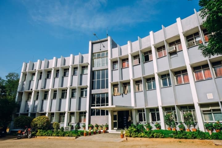 CMC Vellore campus photo