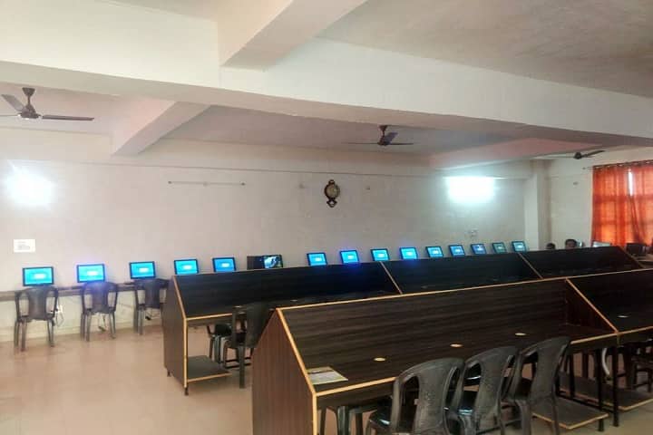 Maharaja Agrasen Himalayan Garhwal University campus in Pauri Garhwal, Uttarakhand, India — photo 4