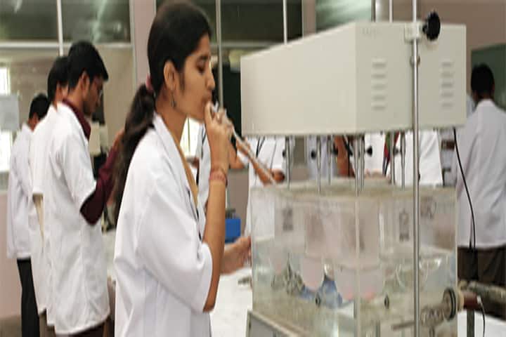 Vinayaka Mission's College of Pharmacy campus in Salem, Tamil Nadu, India — photo 4