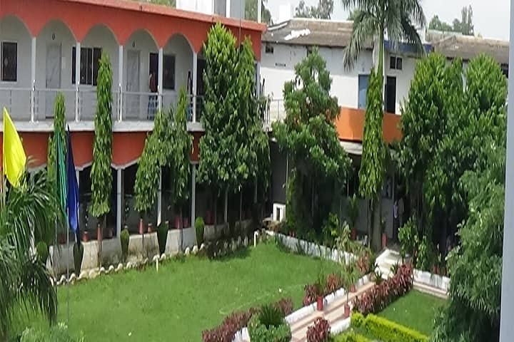 Chaitanya College campus in Bilaspur, Chhattisgarh, India — photo 1