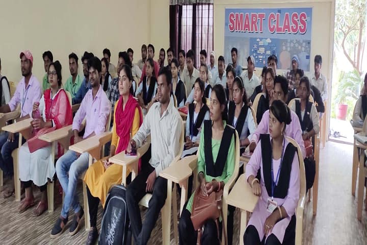 Chaitanya College campus in Bilaspur, Chhattisgarh, India — photo 4