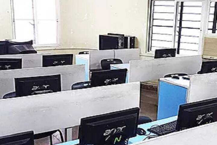 MHHF's Smt Sudhatai Mandke College campus in Pune, Maharashtra, India — photo 5