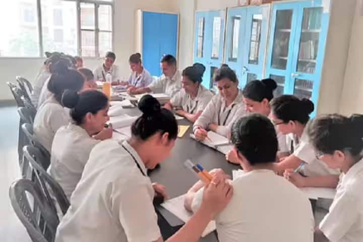 RR School and College of Nursing campus in Gurgaon, Haryana, India — photo 6
