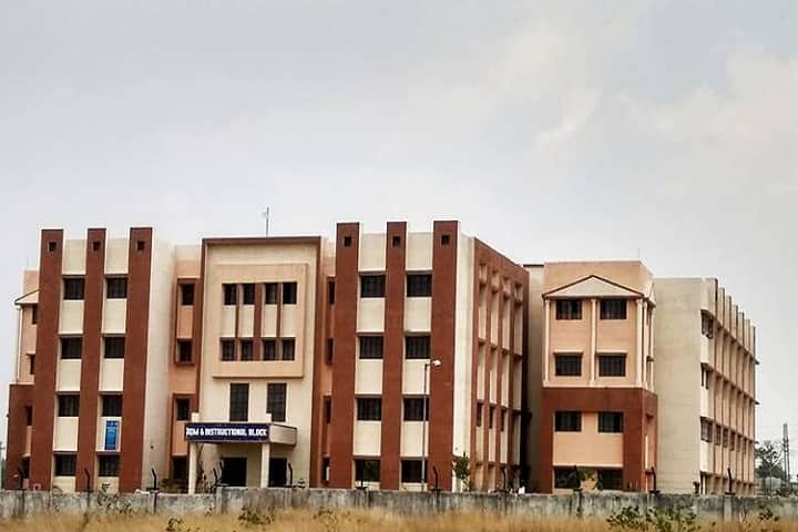 Gola Polytechnic College campus in Ramgarh, Jharkhand, India — photo 1