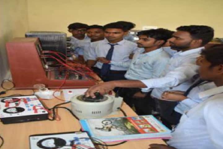 Gola Polytechnic College campus in Ramgarh, Jharkhand, India — photo 2