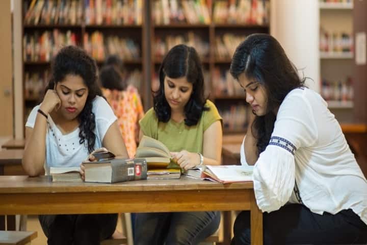 St Teresa's College campus in Ernakulam, Kerala, India — photo 5