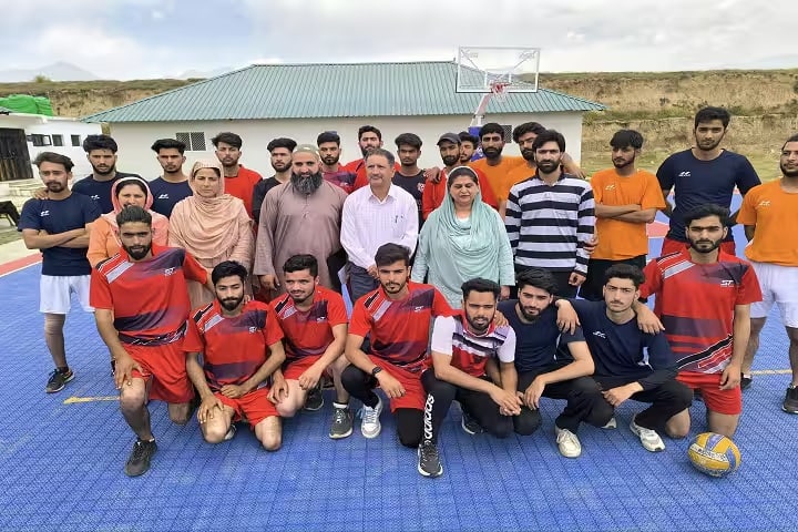 Government Degree College campus in Pulwama, Jammu and Kashmir, India — photo 5