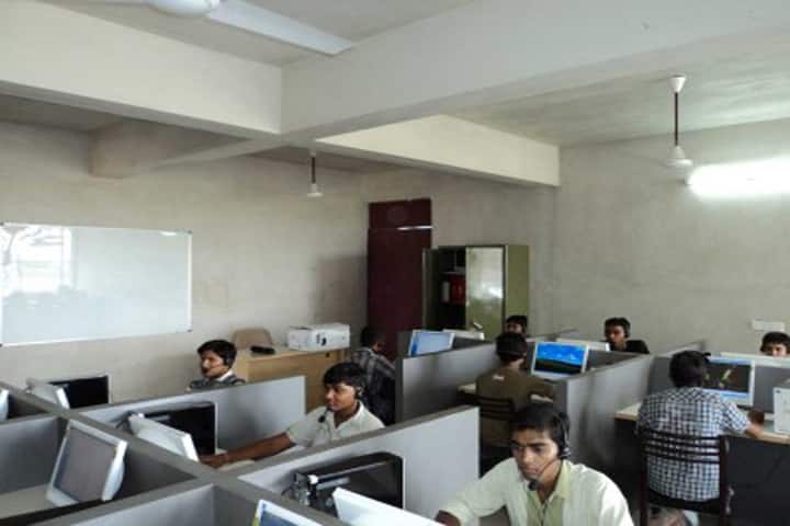 SLTIET Rajkot campus in Rajkot, Gujarat, India — photo 6