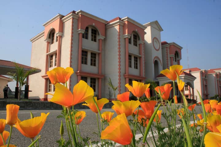 Uttaranchal Institute of Management campus in Dehradun, Uttarakhand, India — photo 2