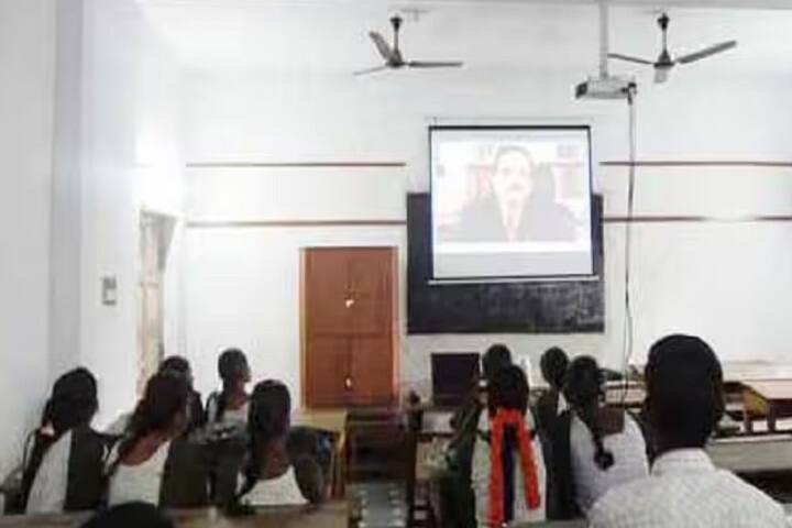 Government Degree College campus in Rajahmundry, Andhra Pradesh, India — photo 4