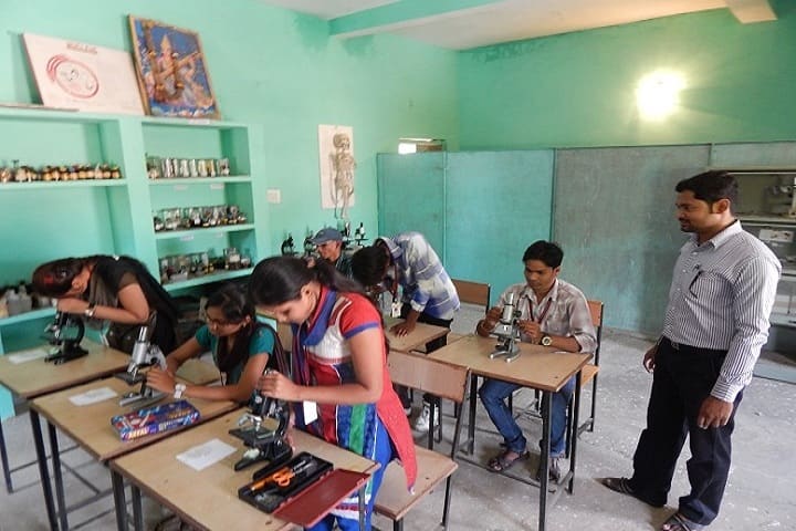 Lal Bahadur Shastri Arts Commerce and Science PG College campus in Janjgir, Chhattisgarh, India — photo 5