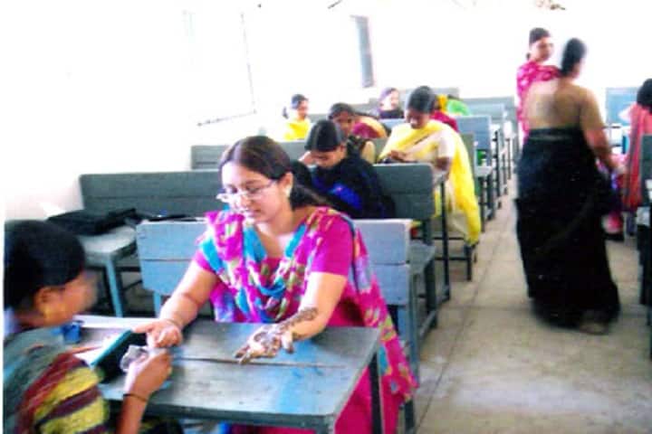 Kamla Nehru College campus in Korba, Chhattisgarh, India — photo 4