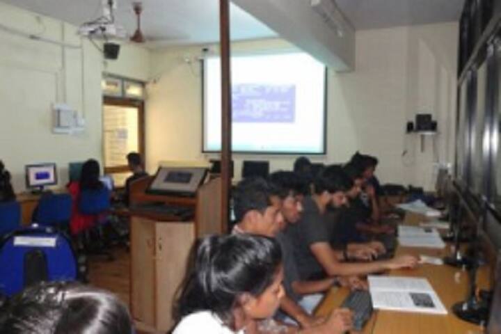 Rosary College of Commerce and Arts campus in Margao, Goa, India — photo 3