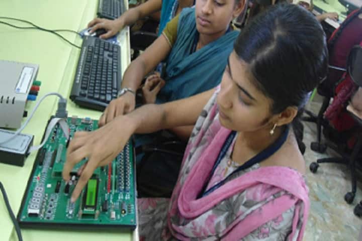 Shanmuganathan Engineering College campus in Pudukkottai, Tamil Nadu, India — photo 6