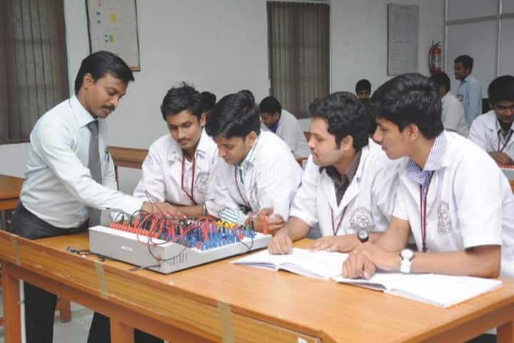 Panimalar Institute of Technology campus in Chennai, Tamil Nadu, India — photo 2