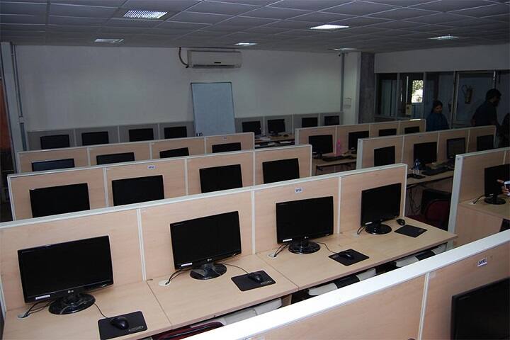 Sasmira's Business School campus in Mumbai City, Maharashtra, India — photo 4