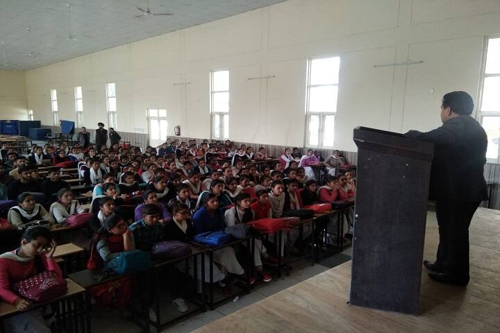 Government Girdari Lal Dogra Memorial Degree College campus in Kathua, Jammu and Kashmir, India — photo 6