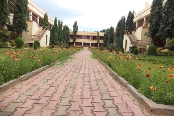 PDIT Hospet campus in Ballari, Karnataka, India — photo 2