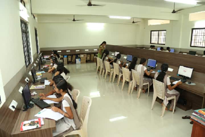 Dr BB Hegde First Grade College campus in Udupi, Karnataka, India — photo 4