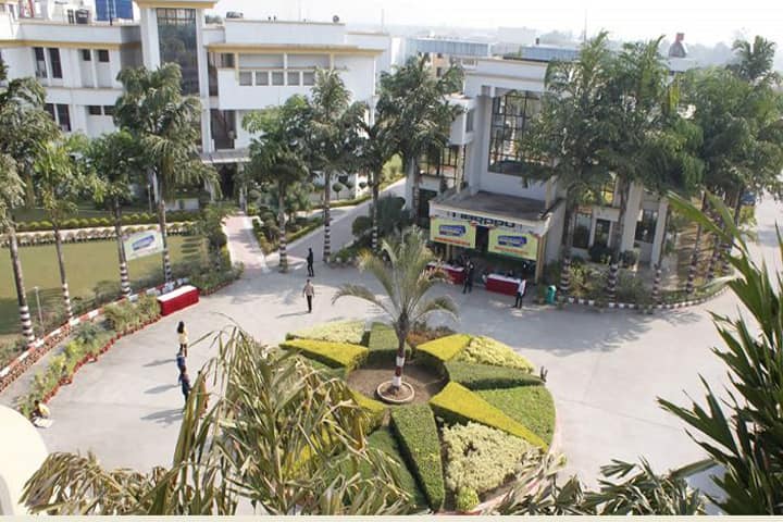 Invertis Institute of Management Studies campus in Bareilly, Uttar Pradesh, India — photo 1