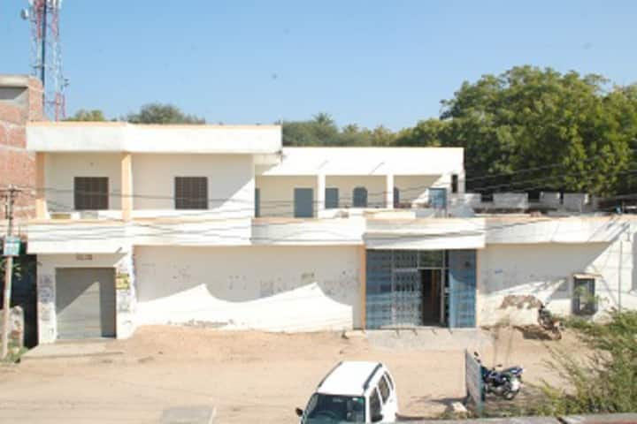 Smt Hemlata Memorial College campus in Paota, Rajasthan, India — photo 1