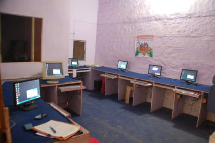 Smt Hemlata Memorial College campus in Paota, Rajasthan, India — photo 4
