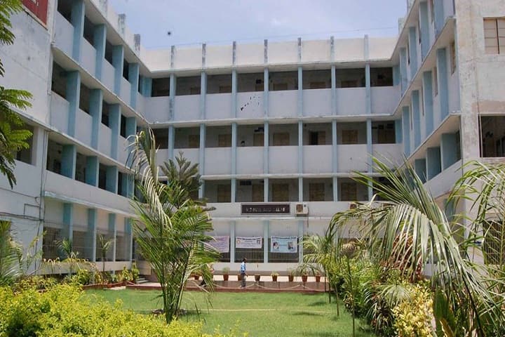 NS Patel Arts College, Anand campus in Anand, Gujarat, India