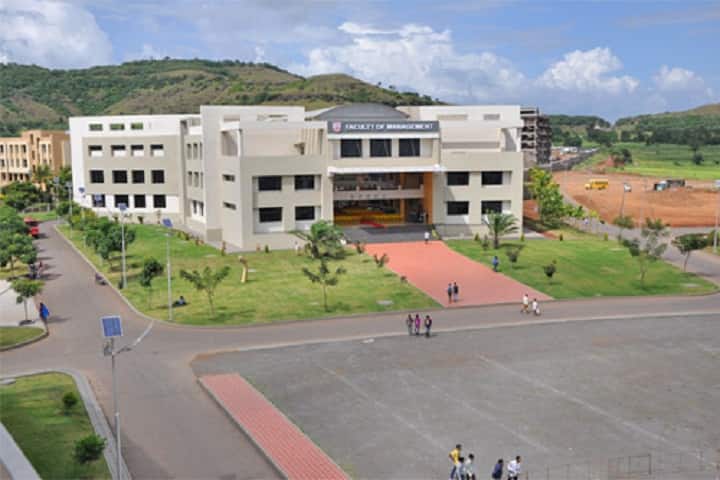 Sanjay Ghodawat University campus in Kolhapur, Maharashtra, India — photo 1