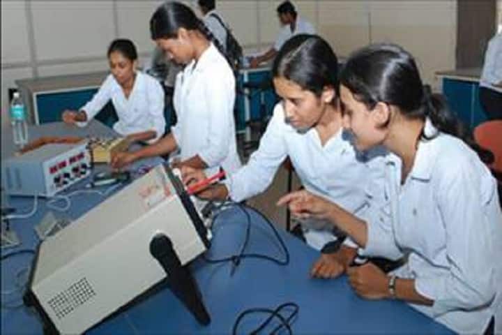 Matoshri Pratishthans Group of Institutions campus in Nanded, Maharashtra, India — photo 5