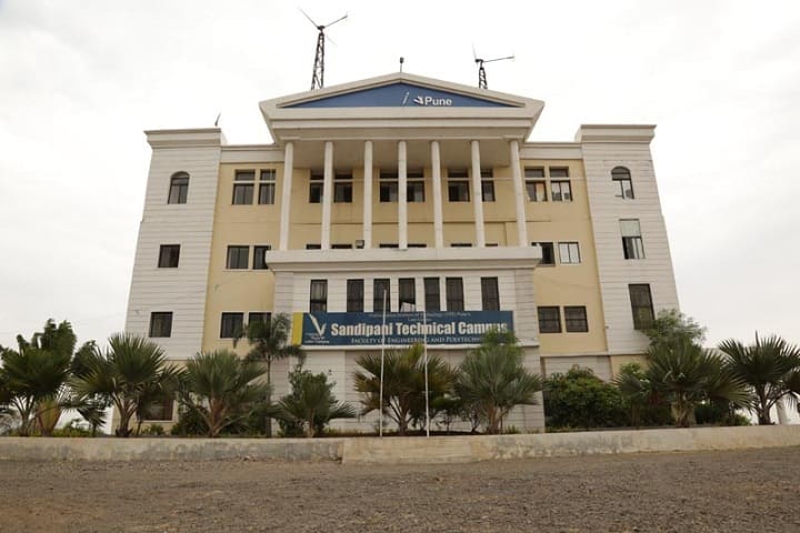 Sandipani Technical Campus Faculty of Engineering and Polytechnic campus in Latur, Maharashtra, India — photo 1