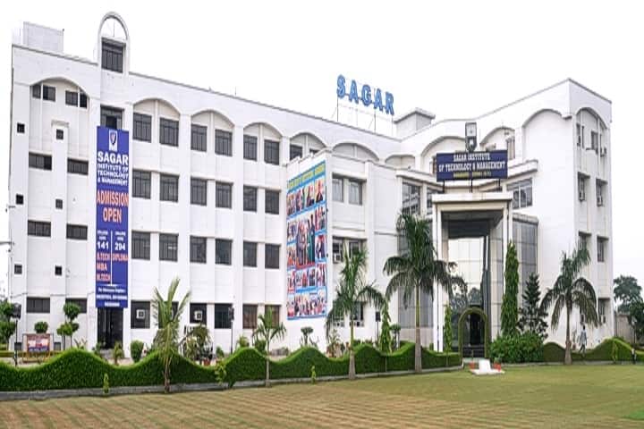 Sagar Institute of Technology and Management campus in Barabanki, Uttar Pradesh, India — photo 1