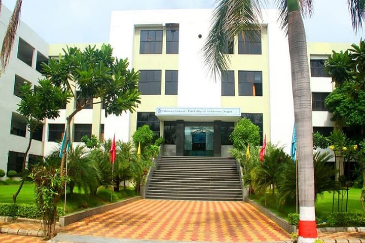 Tulsiramji Gaikwad-Patil College of Architecture campus in Nagpur, Maharashtra, India — photo 1