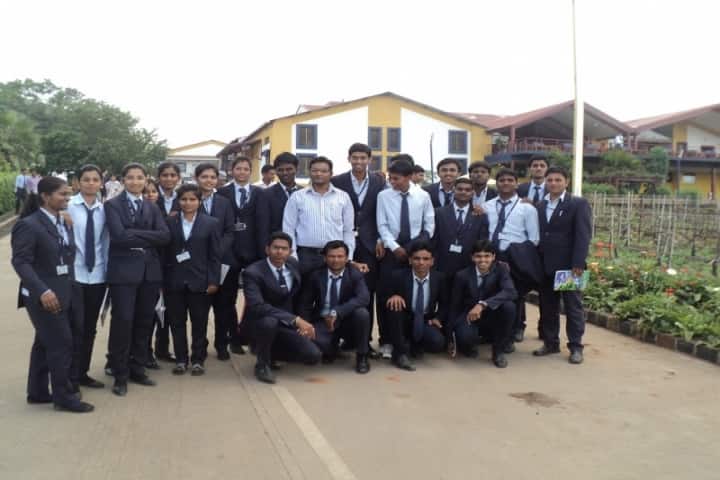 SND College of Engineering and Research Center campus in Nashik, Maharashtra, India — photo 6