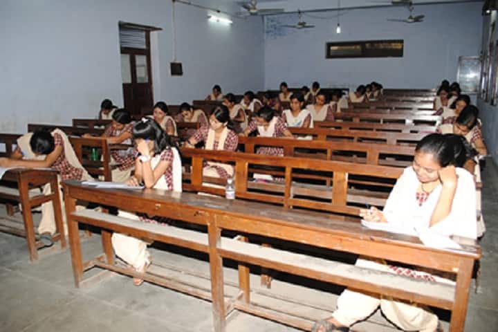 Nari Shiksha Niketan PG College campus in Lucknow, Uttar Pradesh, India — photo 4